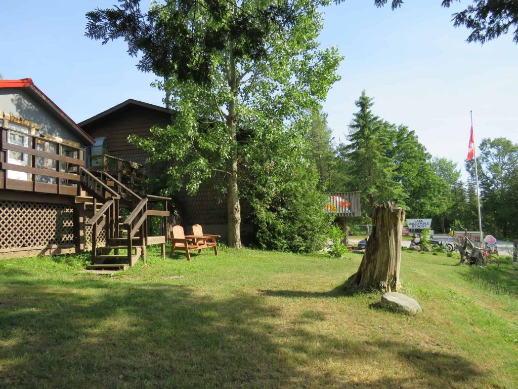 Cottage 12 Lake Dalrymple Resort